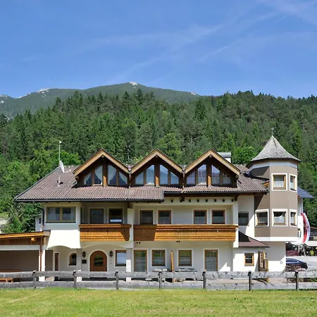 Tonis Am Achensee Lägenhetshotell 3*