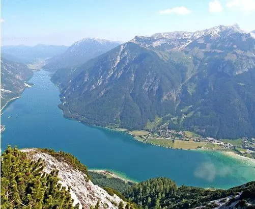 تونيس آم أشينزي شقة فندقية 3*