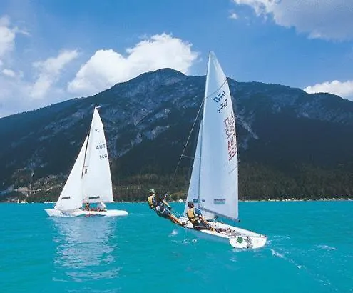 شقة فندقية تونيس آم أشينزي 3*