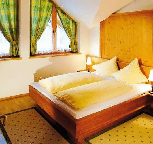 تونيس آم أشينزي شقة فندقية 3*